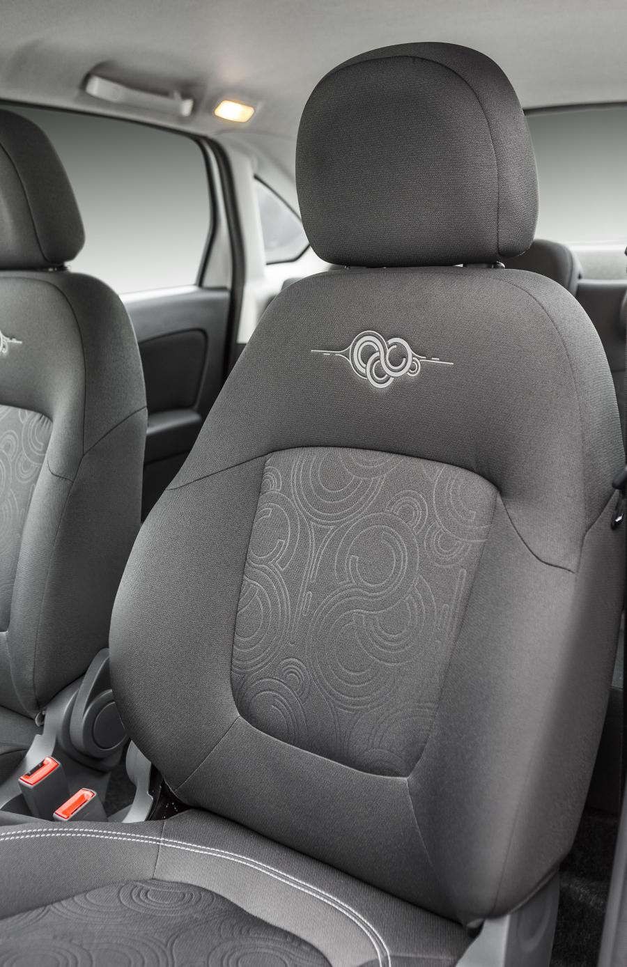 Детали интерьера Fiat Grand Siena Attractive 2016 года  (фото 12 из 12)